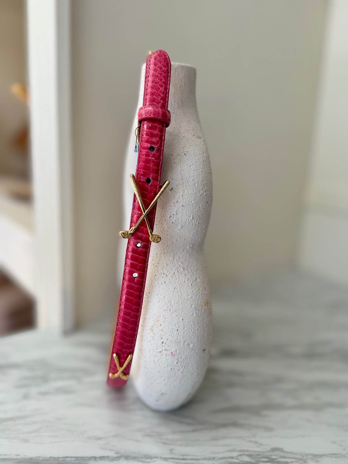 Golf pink leather belt